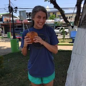 Meet your Posher, Casey