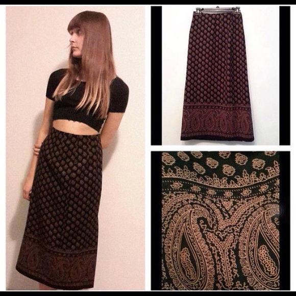 Vintage Black and Gold Maxi Skirt