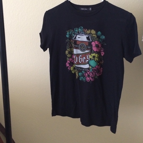 Obey T-shirt