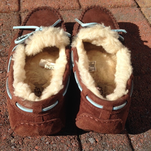 Brown Ugg Moccasin Blue Tie - Picture 2 of 4