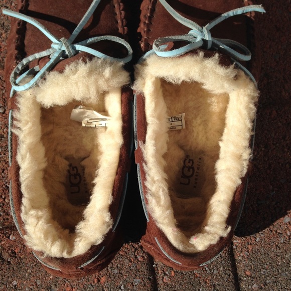 Brown Ugg Moccasin Blue Tie - Picture 3 of 4