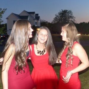 Meet your Posher, Claudia