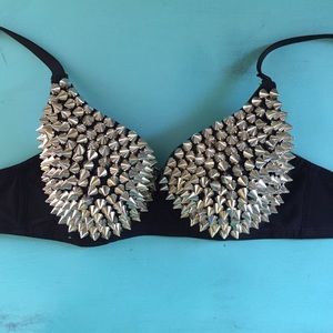 Sexy stud bra 💀