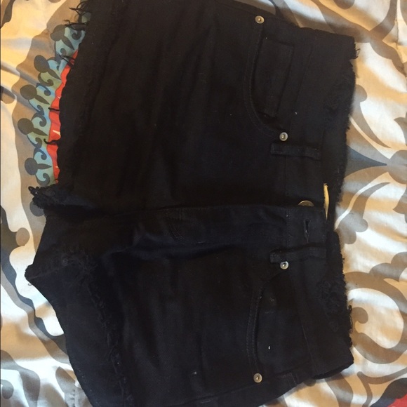 Bullhead high waisted shorts