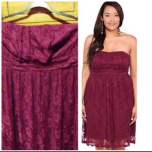 Torrid Maroon strapless dress