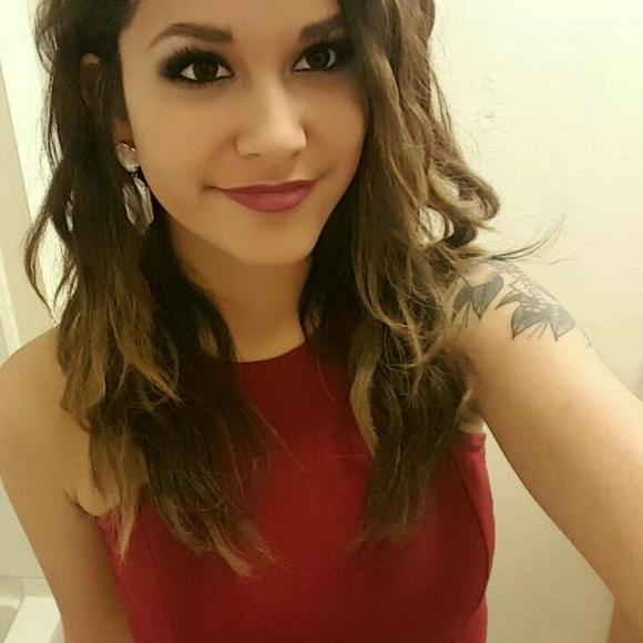 Meet your Posher, Veda
