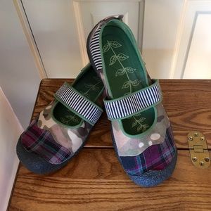 Keen size 9 patchwork Mary Janes olive, purple