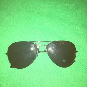 Black Aviator Sunglasses