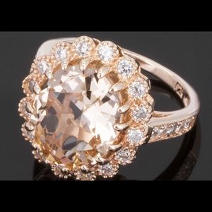 Morganite stimulant with Cz stones.