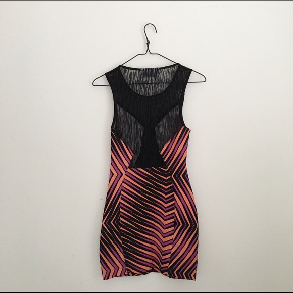 🚫s o l d🚫Nasty Gal • Meshed Chevron Dress - Picture 3 of 4