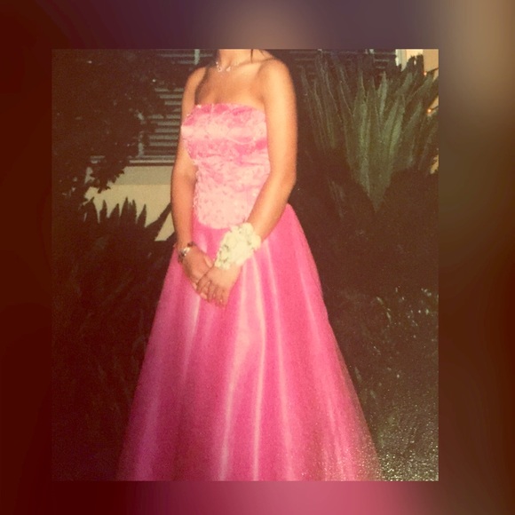 Hot pink strapless prom dress