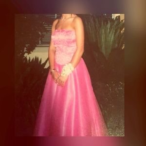 Hot pink strapless prom dress