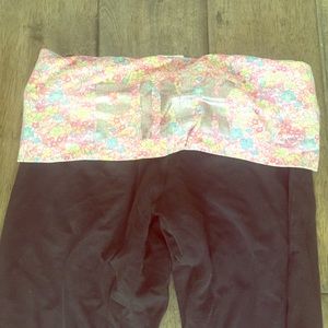 VS Pink Yoga Pants