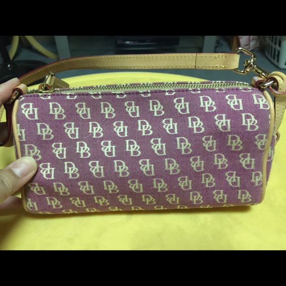 Dooney & Bourke mini barrel handbag