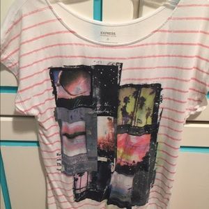 Express small graphic tee