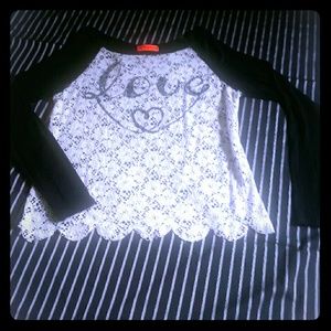 📌 Traded📌 Lace front long sleeve shirt "love"