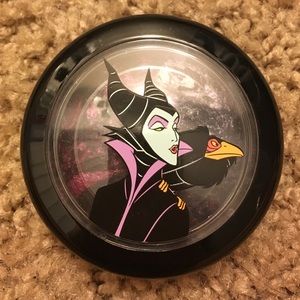 MAC My Dark Magic mineralized eyeshadow