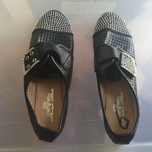 ✨SALE✨Studded Oxfords