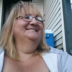 Meet your Posher, Lorraine