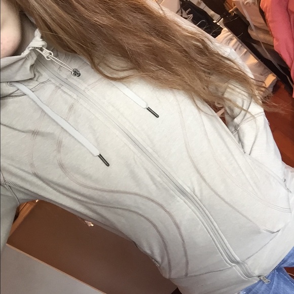 Beige lulu lemon jacket