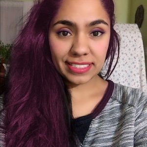 Meet your Posher, Juliana