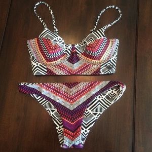 Roxy Bikini/ Swimsuit