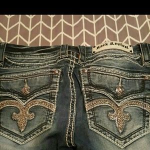 Rock revival size 30 inseam is 29