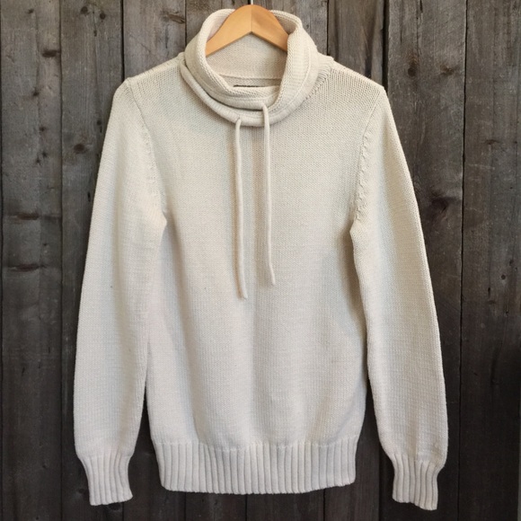 Cowl Neck Sweatshirt in Ivory Knit