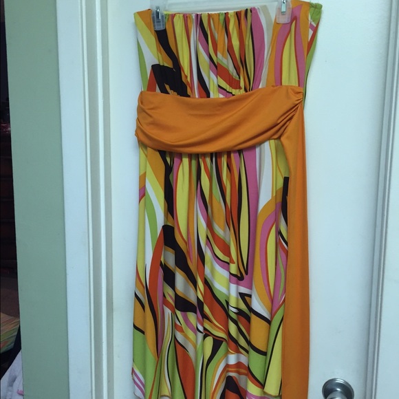Sleeveless dress. Gold Flava brand. XL.