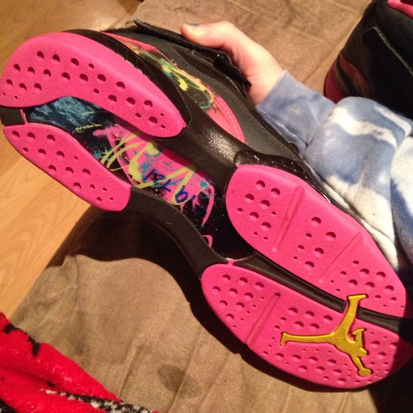 Jordan 8's customized - Picture 3 of 4