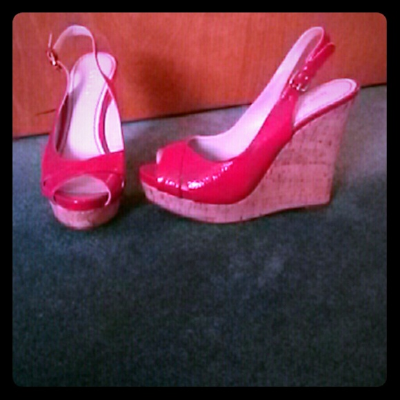 NWOT Red patent mule wedges