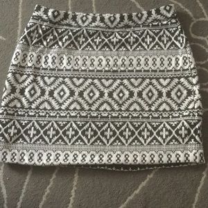 Gap Aztec skirt