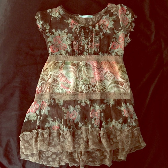 Maurice's floral & lace top