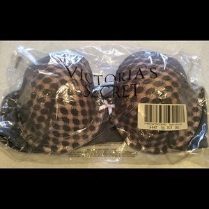 Victoria's Secret NEW 38D bra