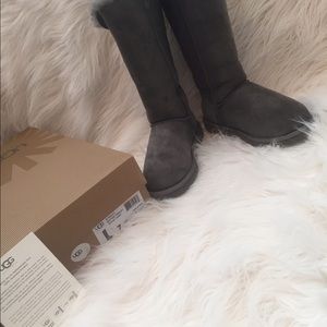 ✨SOLD ON Ⓜ️✨