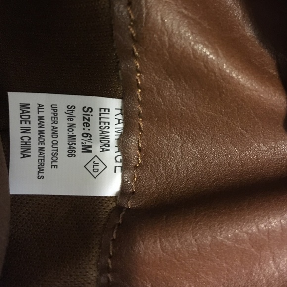 Tan boots - Picture 4 of 4