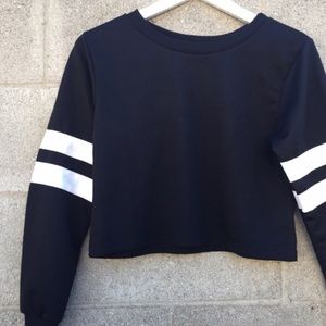 Long Sleeve Sporty Crop Top