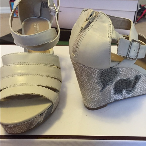 Kenneth Cole shoes - Picture 3 of 3