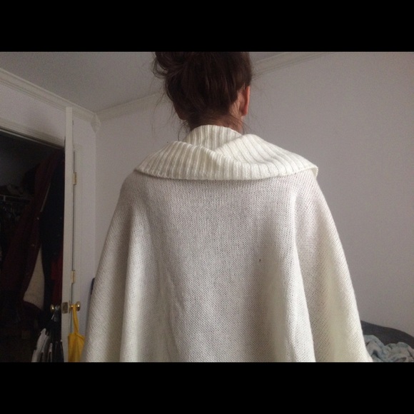 OVER SIZE SWEATER - Picture 2 of 3