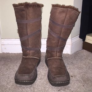 Cabelas brown furry winter boots