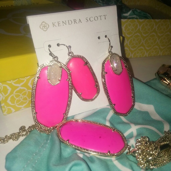 No longer ISO Single NEON pink elle - Picture 2 of 3