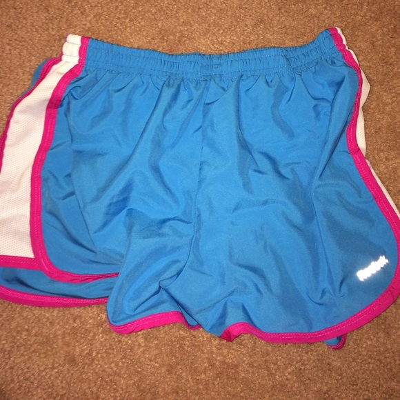 Athletic shorts