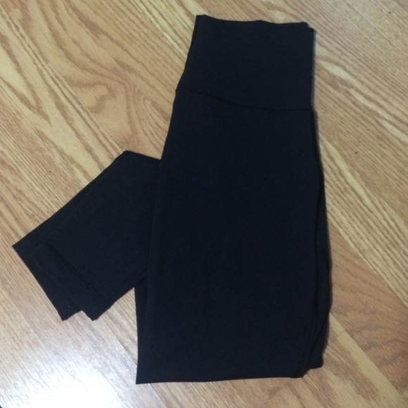 Lululemon Leggings- Size 4- LIKE NEW