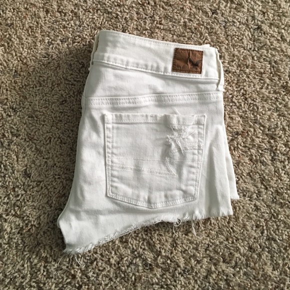 American Eagle White Shorts
