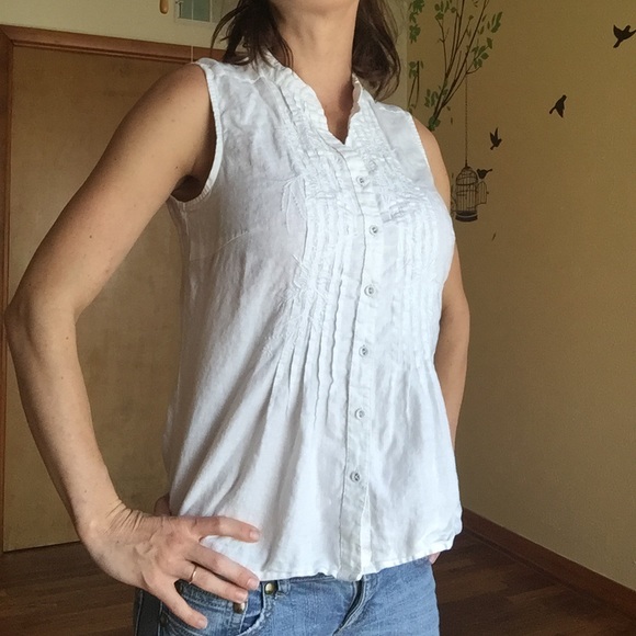 White Linen Sleeveless Blouse
