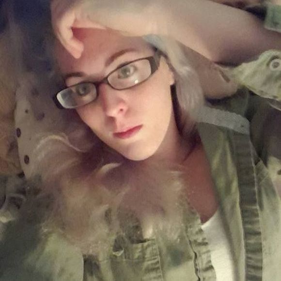 Meet your Posher, Debbie