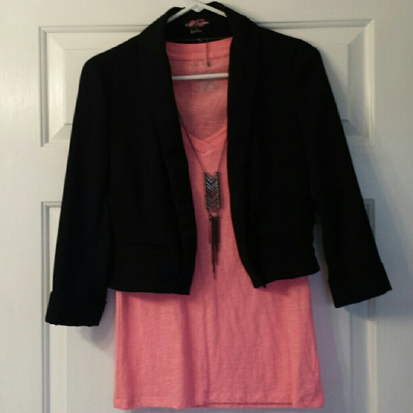 Cropped Blazer