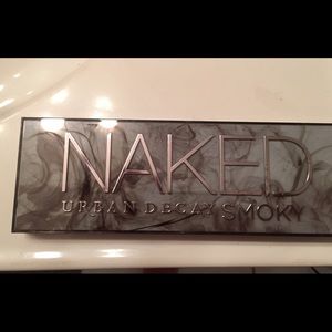 Naked Smokey Palette