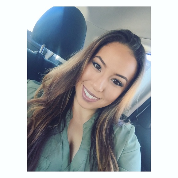 Meet your Posher, Azucena