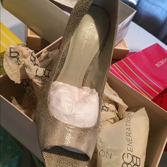 Michael Kors heels - Picture 2 of 4